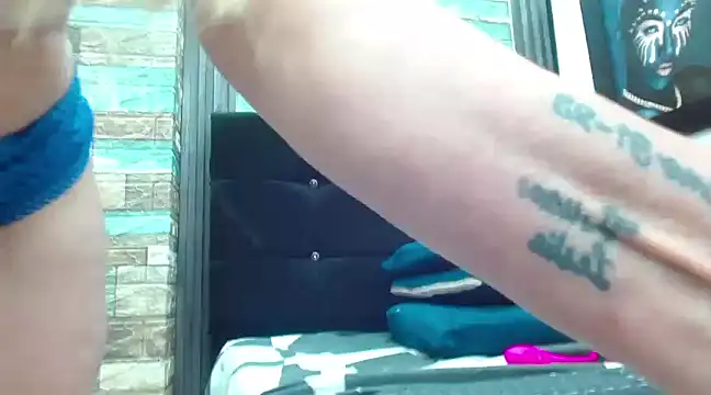 chicholina bigtits online show from January 24, 11:34 pm