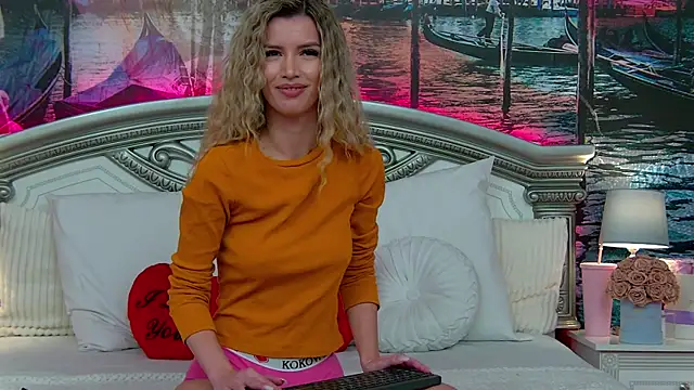 Snapshot of IvySamek chatting on February 14, 4:37 am IvySamek online show from February 14, 4:37 am