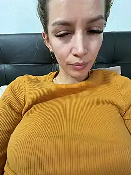 Snapshot of IvySamek chatting on May 23, 12:31 pm IvySamek online show from May 23, 12:31 pm