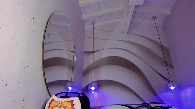 IamNayuta online show from January 12, 2:24 am