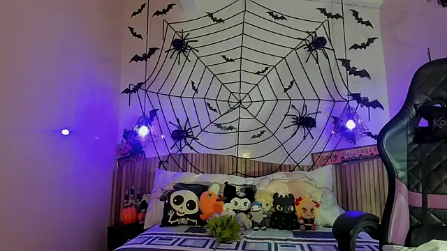 IamNayuta online show from October 24, 4:20 am