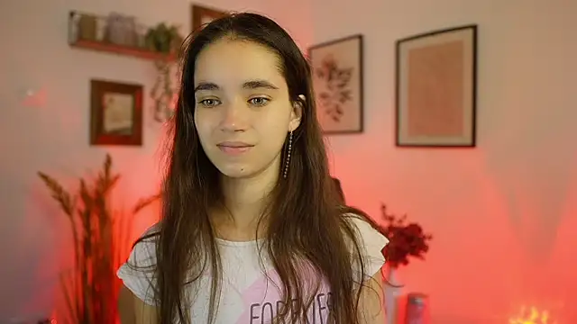 Gia Paige18 online show from September 22, 12:51 pm