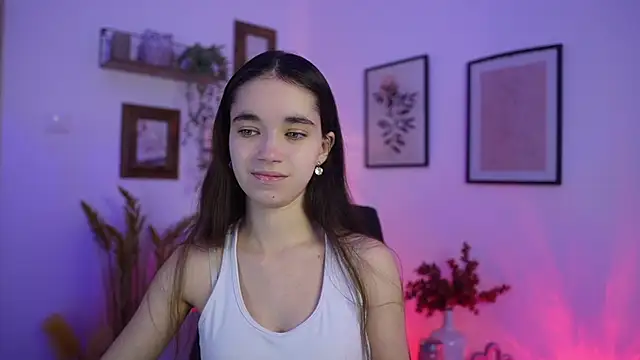 Snapshot of Gia_Paige18 chatting on November 30, 2:21 pm Gia Paige18 online show from November 30, 2:21 pm