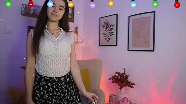 Snapshot of Gia_Paige18 chatting on December 15, 1:59 pm Gia Paige18 online show from December 15, 1:59 pm