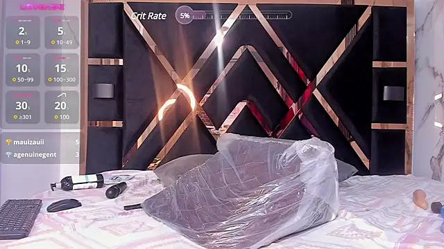 Snapshot of sweetebonny1 chatting on December 15, 12:18 am sweetebonny1 online show from December 15, 12:18 am