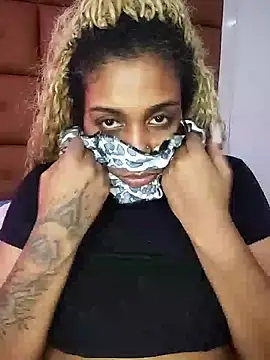 ELLA KELLY online show from October 4, 11:08 am