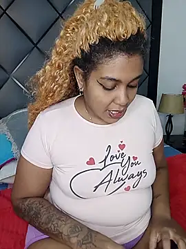 ELLA KELLY online show from May 19, 12:00 pm