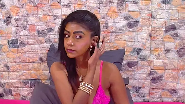 EroticSexyStripper online show from October 22, 3:18 am