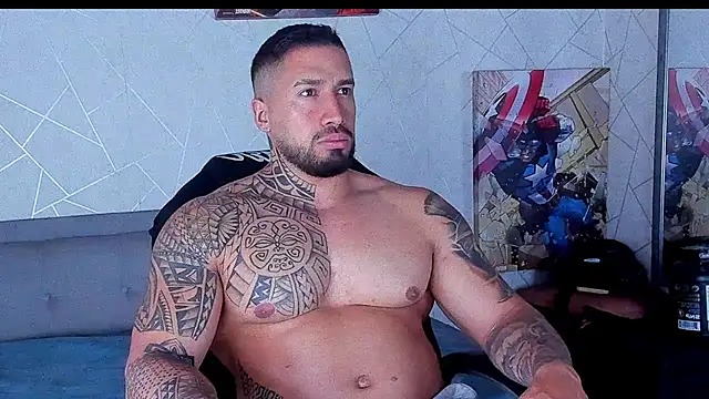 Snapshot of Cristian_Walker chatting on April 9, 12:32 pm Cristian Walker online show from April 9, 12:32 pm