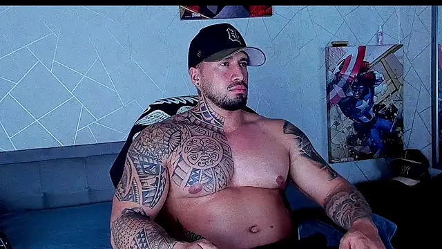 Snapshot of Cristian_Walker chatting on May 12, 11:46 pm Cristian Walker online show from May 12, 11:46 pm
