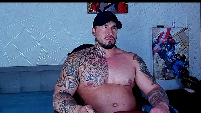 Snapshot of Cristian_Walker chatting on May 15, 11:56 pm Cristian Walker online show from May 15, 11:56 pm