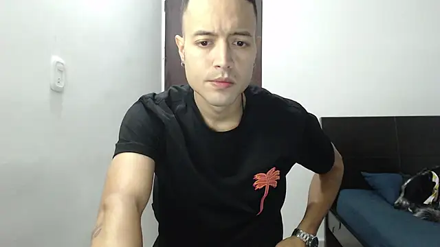 dimitriquiet05 online show from January 6, 5:08 am