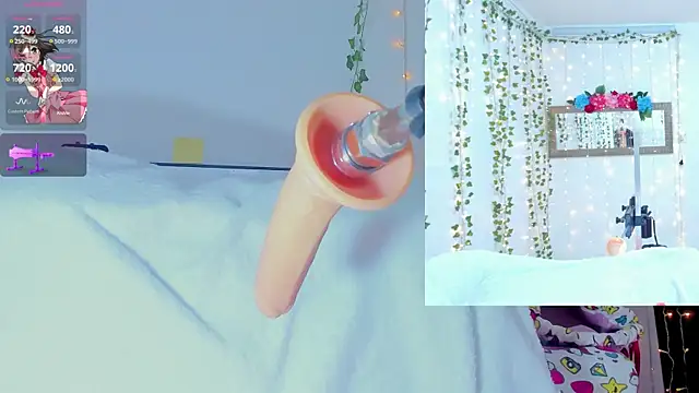 Tiffanny Love  online show from February 14, 3:58 pm