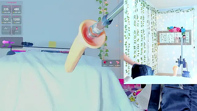 Tiffanny Love  online show from March 21, 9:23 am