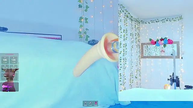 Tiffanny Love  online show from September 14, 9:30 am