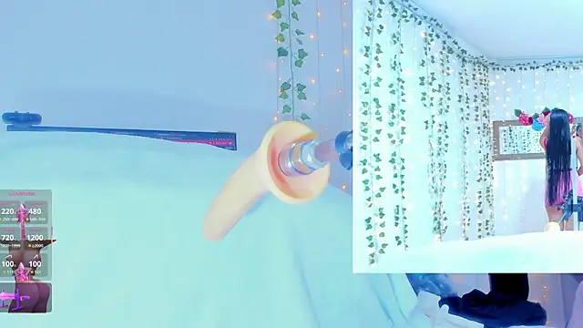 Tiffanny Love  online show from October 6, 9:40 am