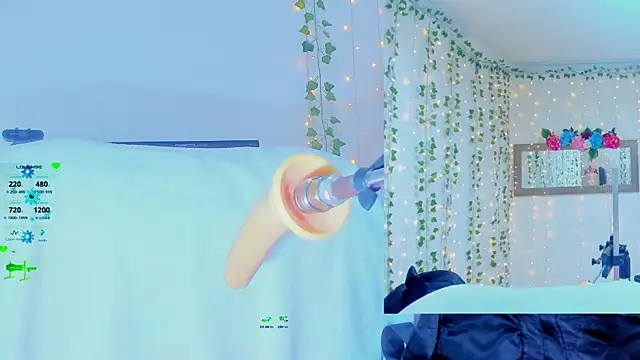 Tiffanny Love  online show from October 12, 9:19 am