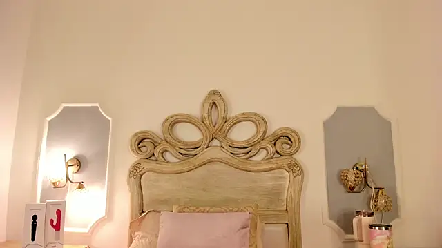 Snapshot of Sara__Williams chatting on February 24, 3:55 am Sara  Williams online show from February 24, 3:55 am