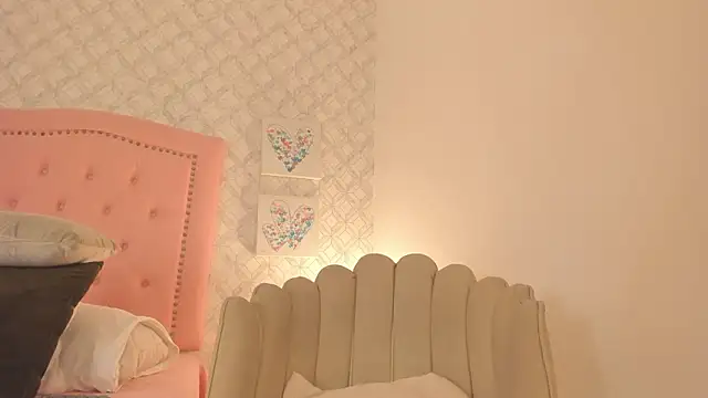 Sara  Williams online show from January 31, 9:46 pm