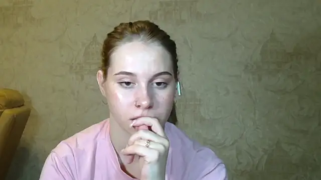 Snapshot of KirraLiam chatting on January 16, 6:59 pm KirraLiam online show from January 16, 6:59 pm