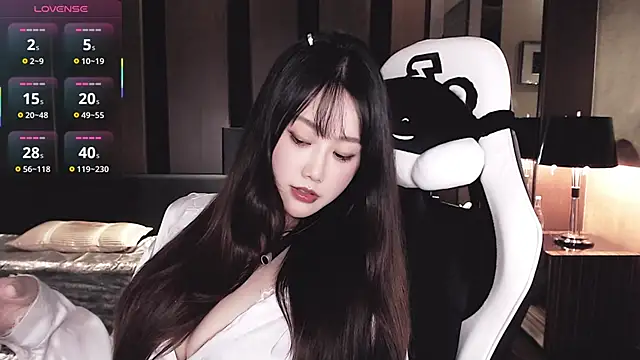 Cartier-  Daji- online show from October 29, 12:40 pm