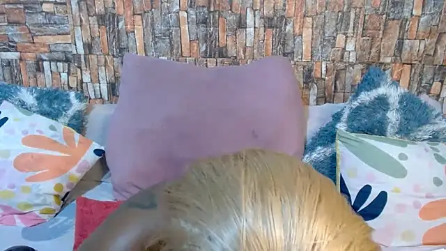 Foxy African online show from December 20, 8:21 am