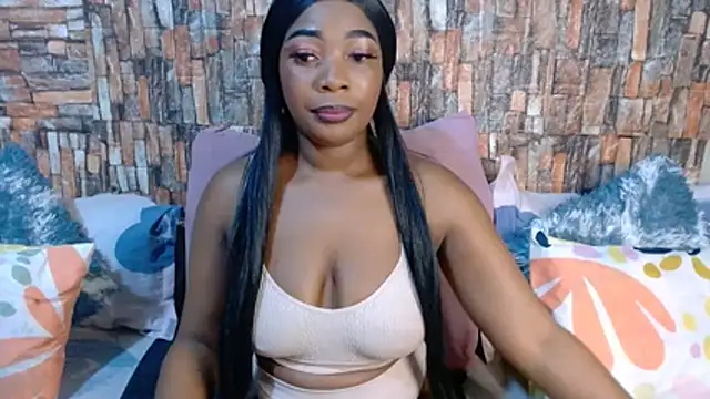 Snapshot of Foxy_African chatting on March 31, 2:46 am Foxy African online show from March 31, 2:46 am