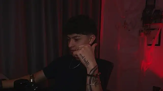 Ares Dickson online show from October 5, 1:15 am