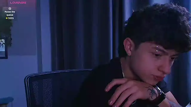 Ares Dickson online show from October 19, 5:19 am