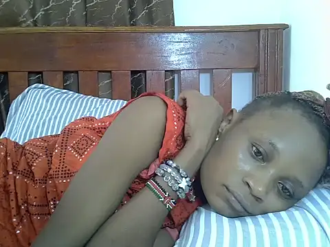 SpicyPetite online show from February 24, 8:12 am