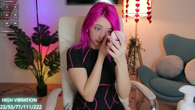 Selena Lily online show from February 23, 10:20 pm