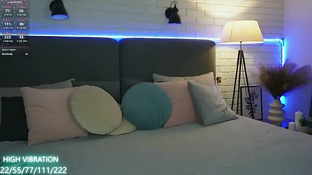 Selena Lily online show from March 16, 3:25 am