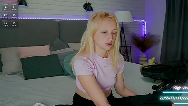 Selena Lily online show from September 11, 12:27 pm