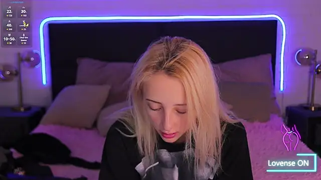 Selena Lily online show from September 20, 12:39 pm