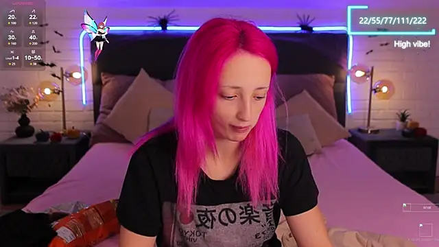 Selena Lily online show from November 2, 8:11 pm