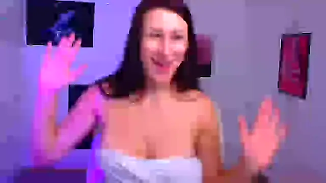 Snapshot of Loren_Moa chatting on December 21, 4:03 pm Loren Moa online show from December 21, 4:03 pm