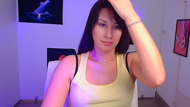 Snapshot of Loren_Moa chatting on January 24, 1:03 pm Loren Moa online show from January 24, 1:03 pm