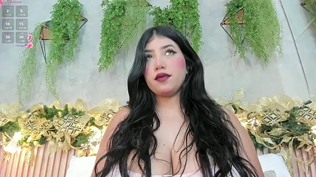 Snapshot of Lana_Lann chatting on December 14, 12:12 pm Lana Lann online show from December 14, 12:12 pm