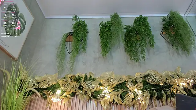 Snapshot of Lana_Lann chatting on December 14, 3:15 pm Lana Lann online show from December 14, 3:15 pm