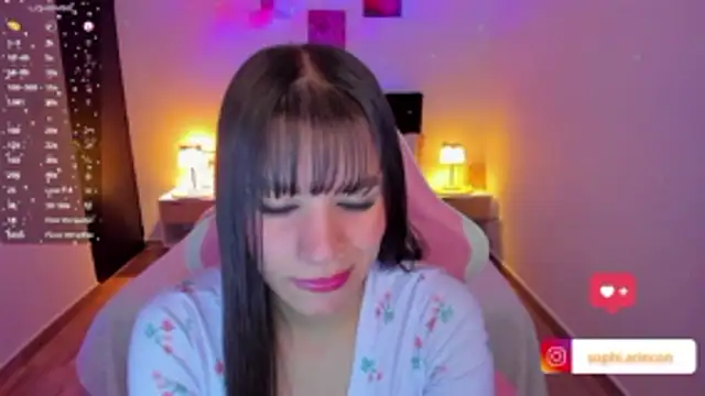 Snapshot of Sophia_rincon chatting on March 24, 8:25 pm Sophia rincon online show from March 24, 8:25 pm