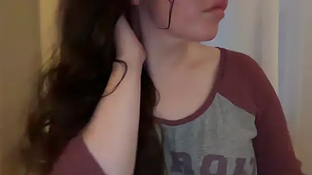Snapshot of Sandysecret chatting on May 27, 8:17 pm Sandysecret online show from May 27, 8:17 pm