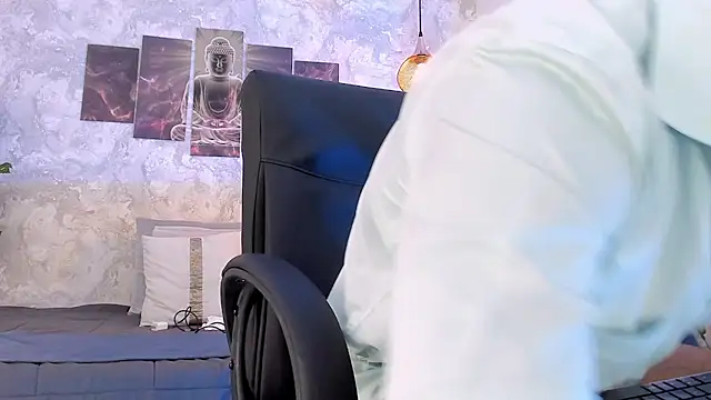 Snapshot of Nate_franco chatting on February 24, 12:52 am Nate franco online show from February 24, 12:52 am