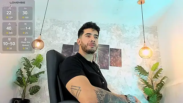 Snapshot of Nate_franco chatting on February 27, 3:39 am Nate franco online show from February 27, 3:39 am