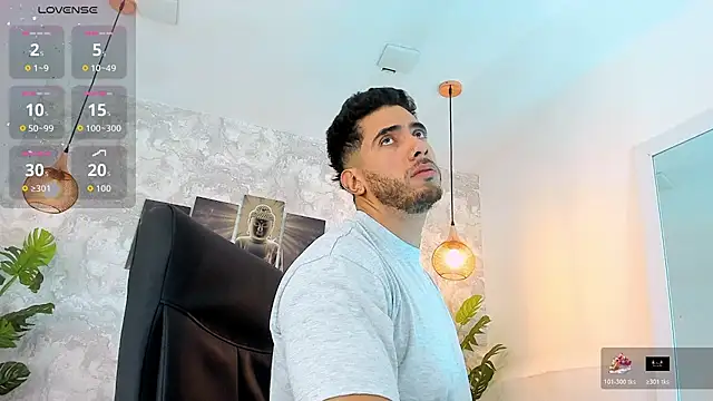 Snapshot of Nate_franco chatting on March 3, 4:29 am Nate franco online show from March 3, 4:29 am