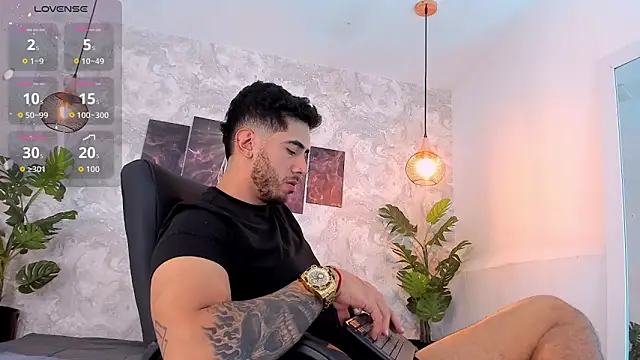 Snapshot of Nate_franco chatting on March 4, 2:39 am Nate franco online show from March 4, 2:39 am