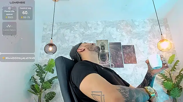 Snapshot of Nate_franco chatting on March 5, 5:36 am Nate franco online show from March 5, 5:36 am