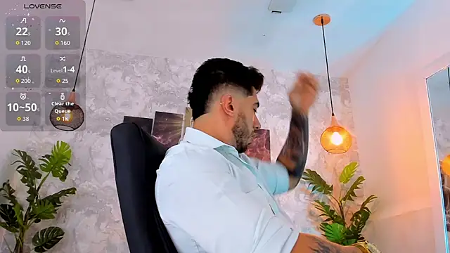 Snapshot of Nate_franco chatting on March 9, 2:59 am Nate franco online show from March 9, 2:59 am