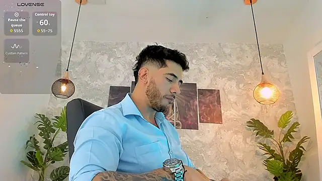 Snapshot of Nate_franco chatting on March 14, 5:02 am Nate franco online show from March 14, 5:02 am