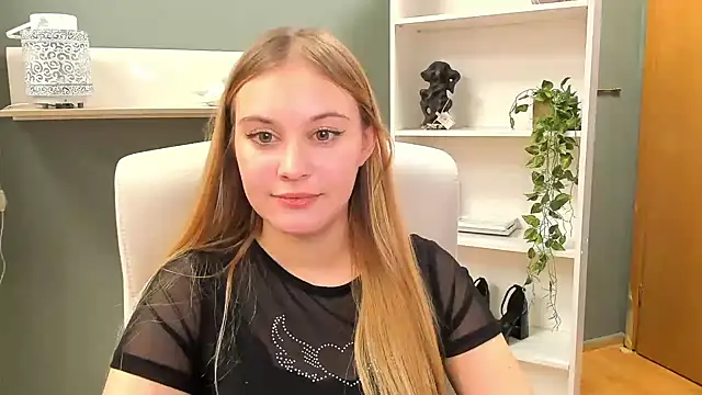 kitty valeria online show from December 29, 11:07 am