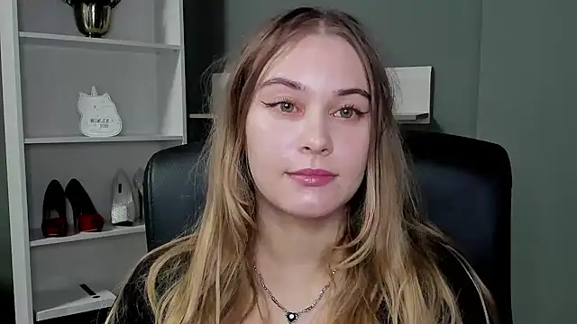 kitty valeria online show from November 10, 9:58 pm